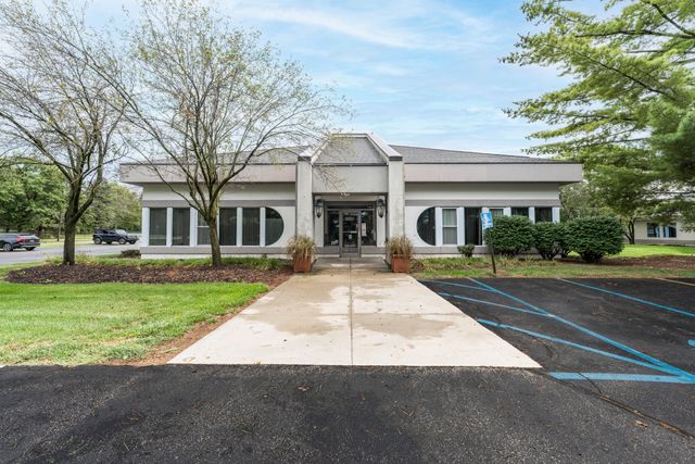 834 King Highway Unit: 104, Kalamazoo