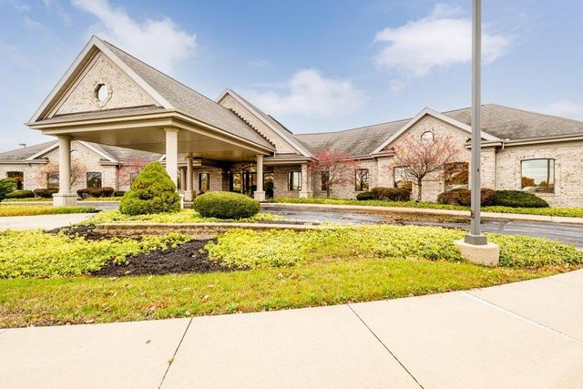 3901 Stonegate Park Unit: B, St. Joseph