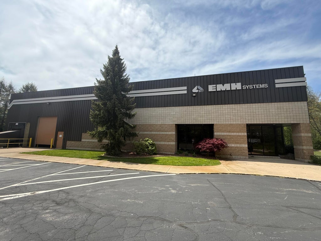 6189 Blue Star Highway, Laketown township