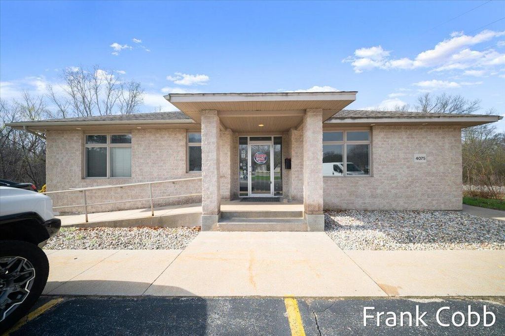 4075 Airline Highway Unit: Office, Norton Shores city