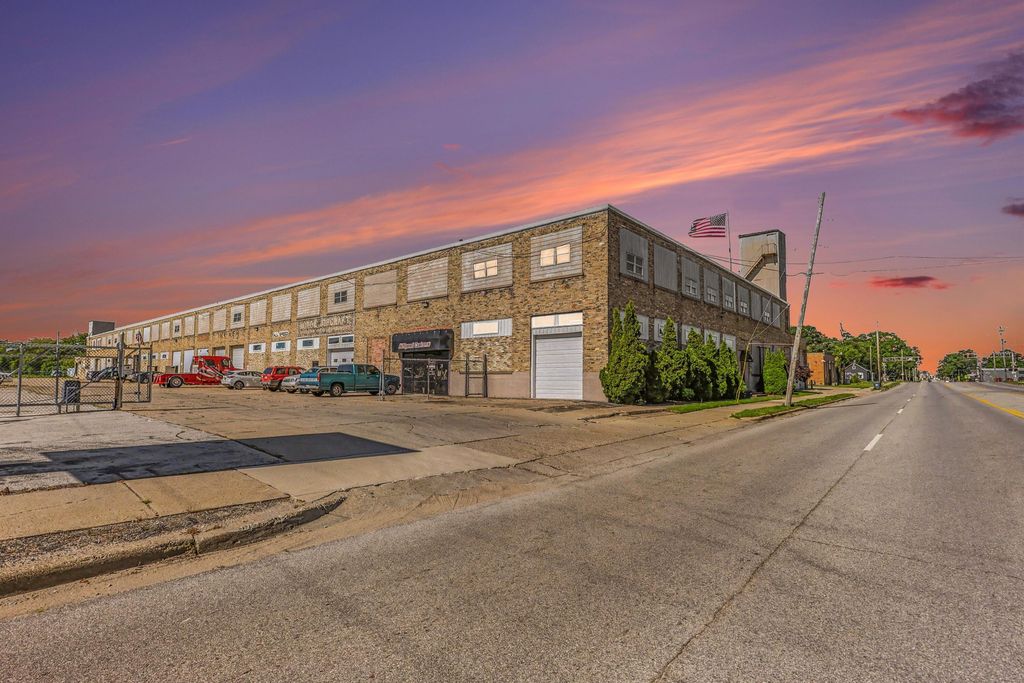 143 W Sherman Boulevard Unit: Unit 1, Muskegon Heights city