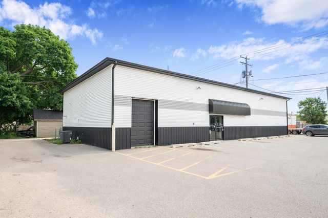 805 Maple Street, Big Rapids