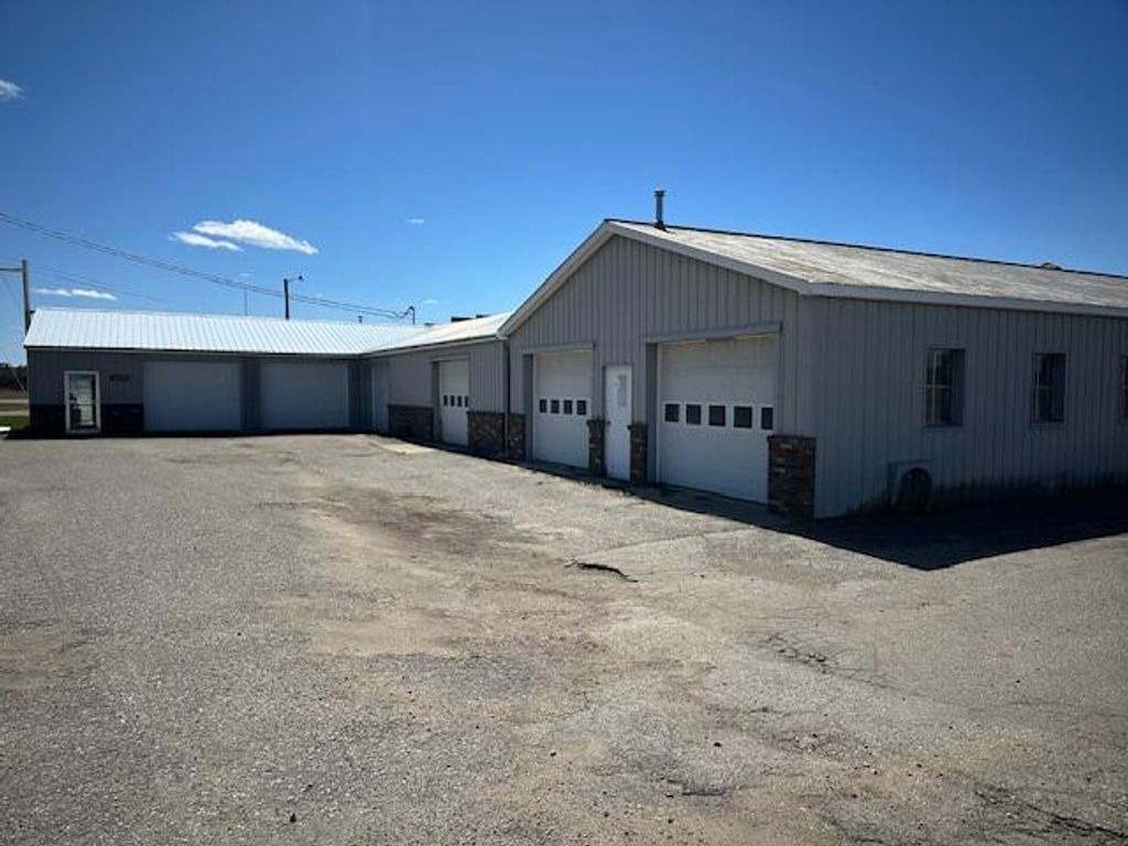 17461 Northland Drive Unit: 1, Big Rapids charter township