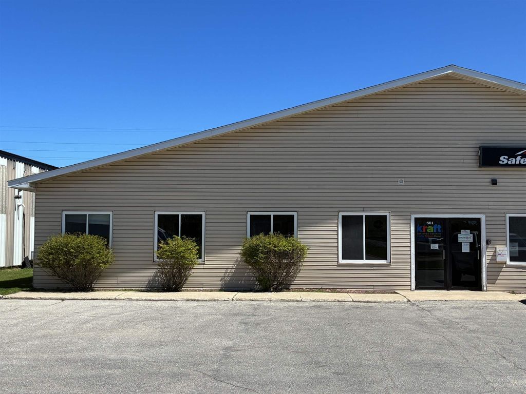 801 Woodmere, Traverse City city