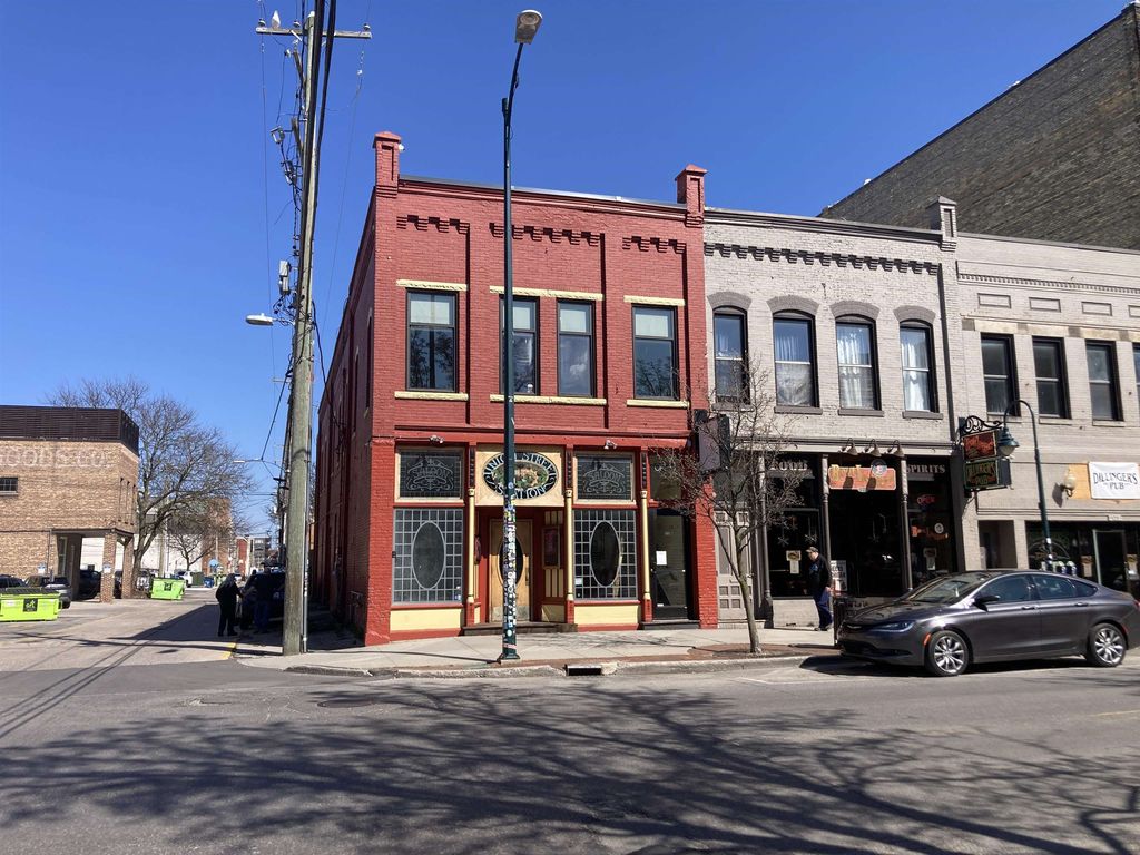 117 Union, Traverse City city