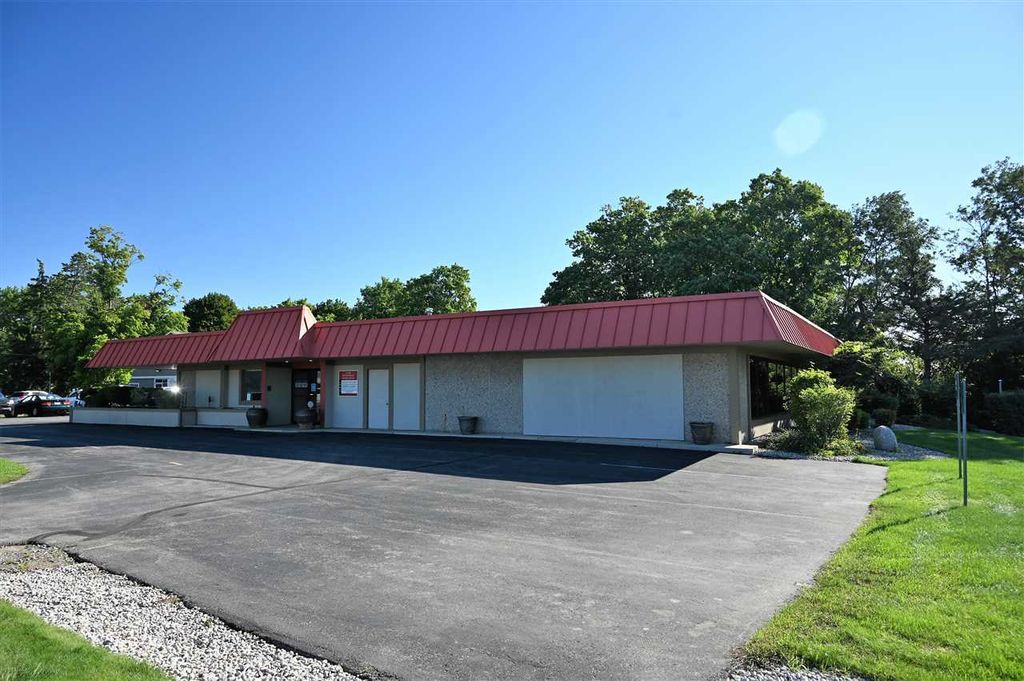 2240 South Airport Rd, Garfield charter township