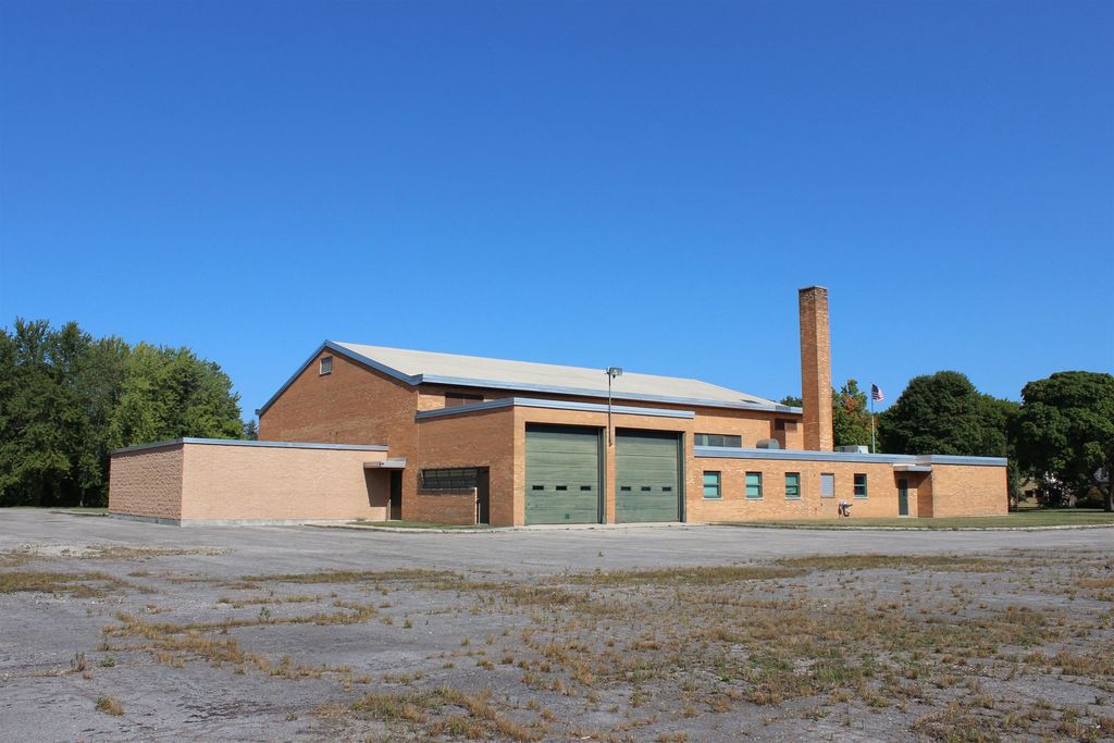 610 S Cuyler St, Cheboygan city
