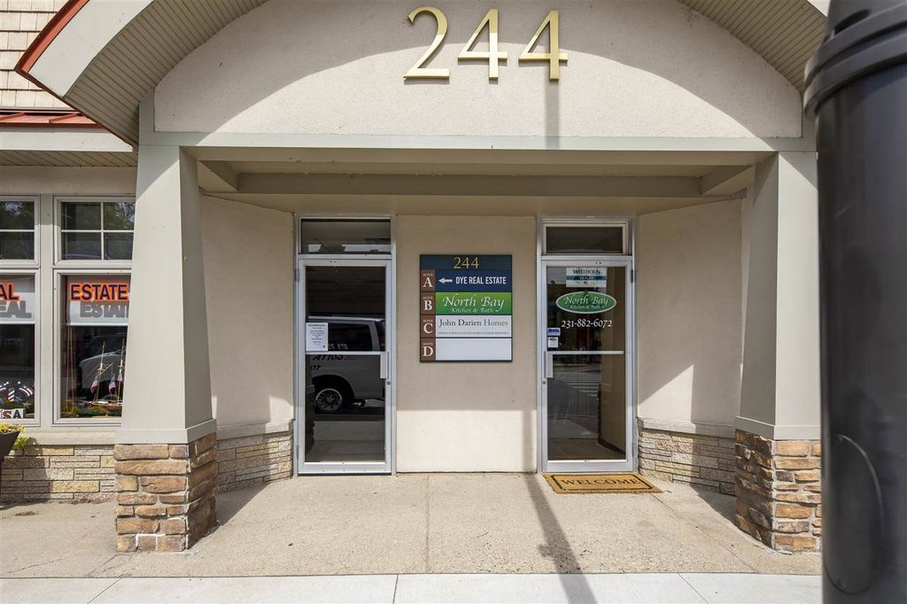 244 S Benzie Blvd, Benzonia township