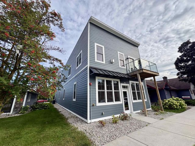 410 St Joseph, Suttons Bay