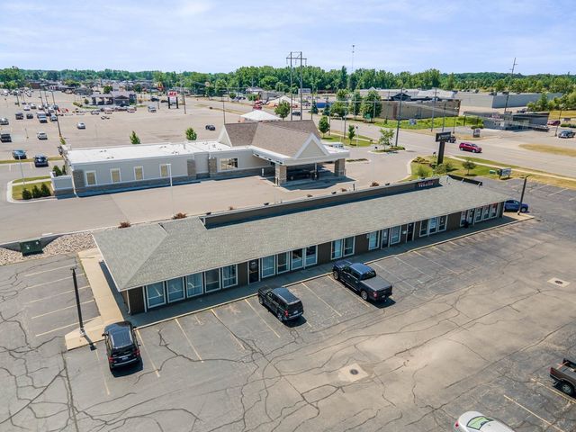 7338 N Alger Rd, Alma