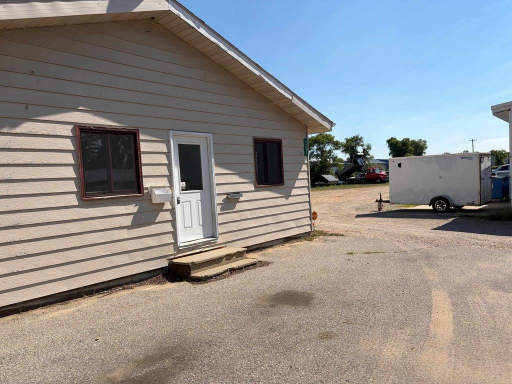 4049 "b" E Northwind, Union charter township