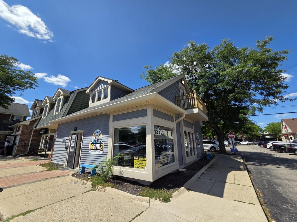 470 Forest Avenue Unit: 19, Plymouth city