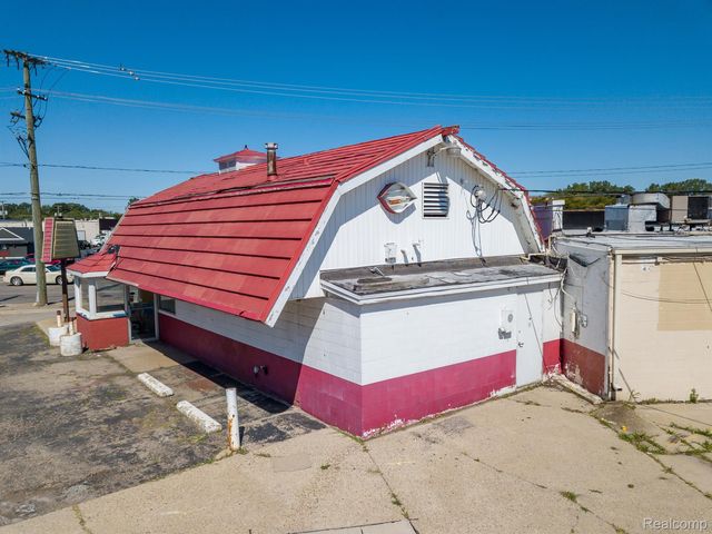 33060 Groesbeck Hiwy, Fraser