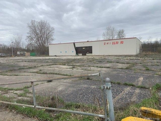 4161 Clio Rd, Flint