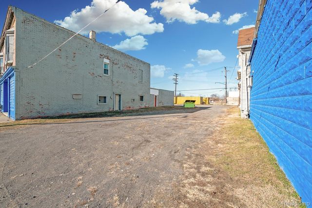 7660 W Fort St, Detroit