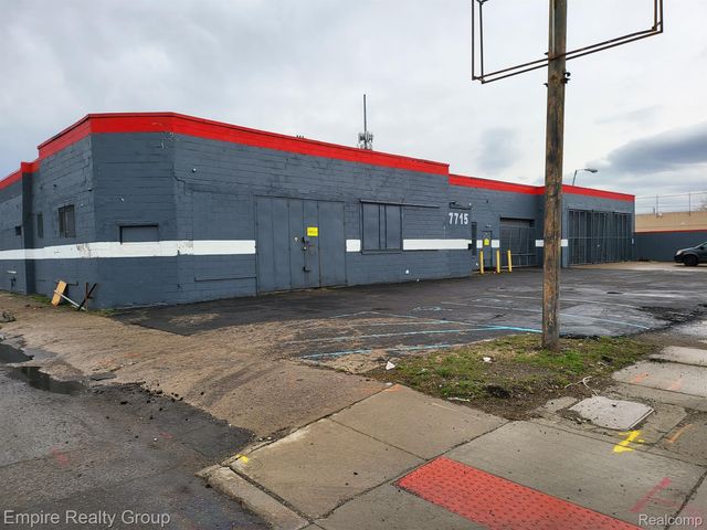 7715 Tireman St, Detroit