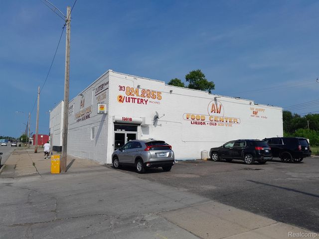 13016 Mack Ave, Detroit
