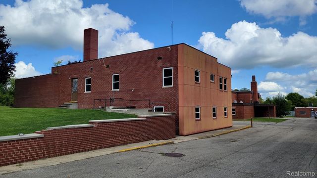 427 N Steer St, Addison
