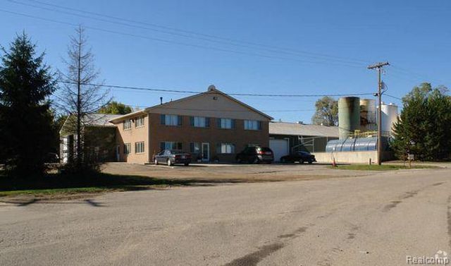 2122 Glenn St, Lansing