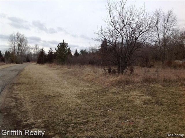 1370 Mason Rd, Howell