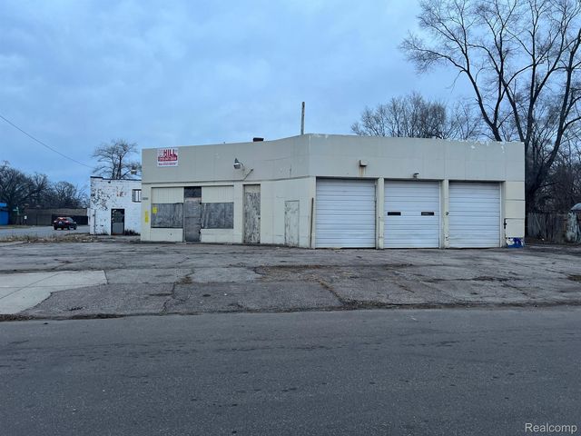 13241 Fenkell St, Detroit