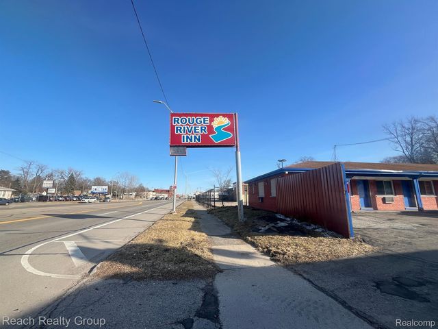 22755 Grand River Ave, Detroit