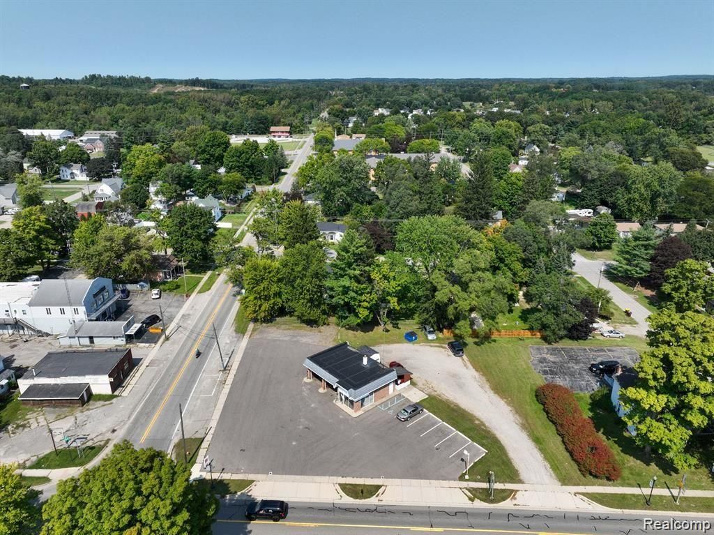 509 E Main St, Pinckney village