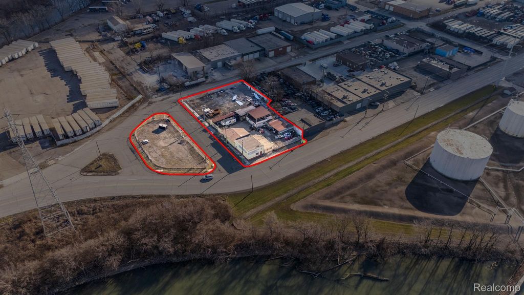 303 S Dix St, Detroit city