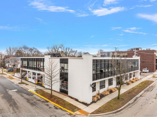 801 S Adams Rd, Birmingham city