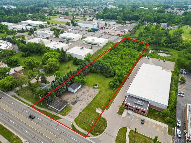 2137 N Opdyke Road, Clarkston