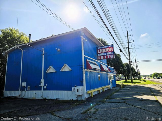 8774 Dixie Highway, Clarkston