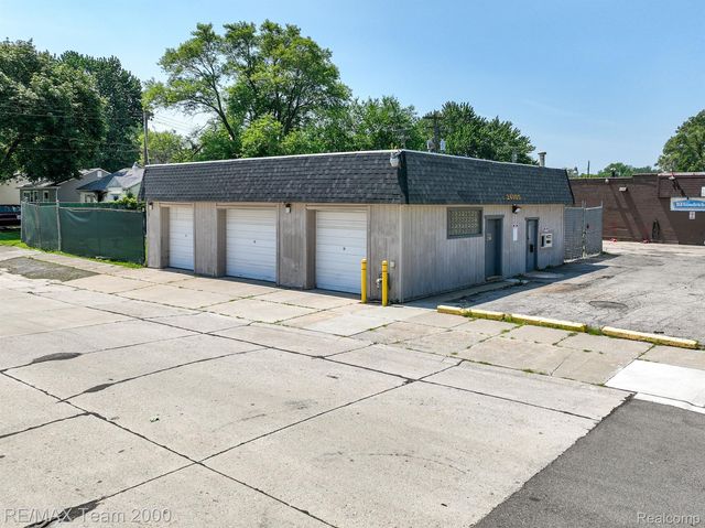 26105 Van Born Road, Taylor