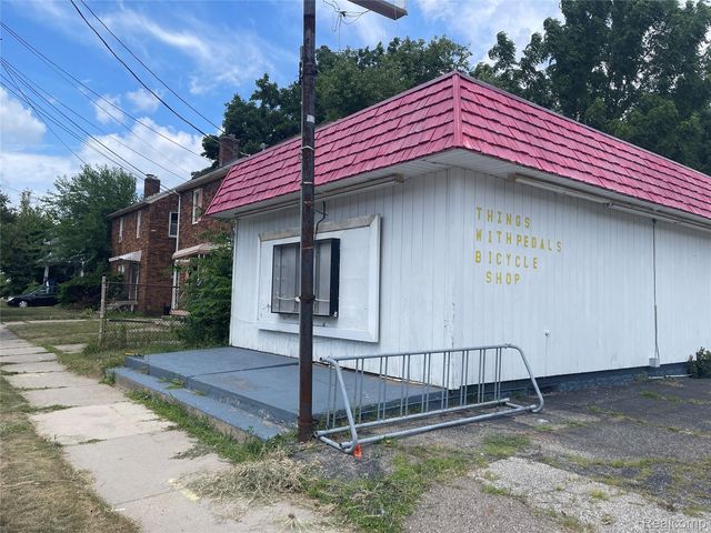 800 W Mount Hope Avenue, Lansing