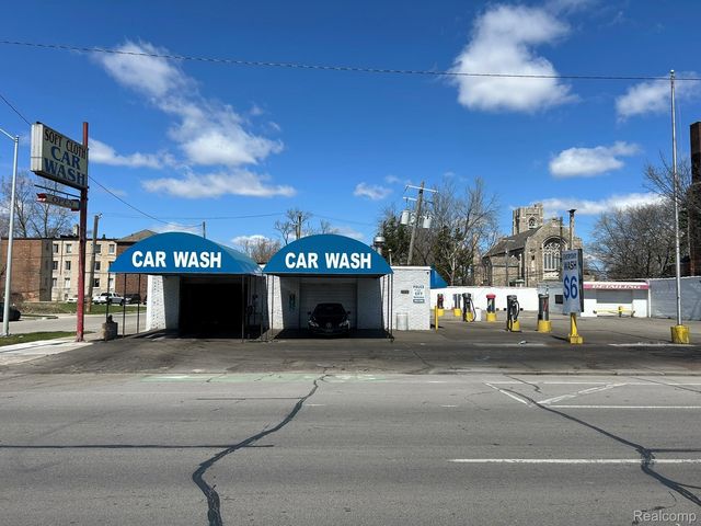 14615 E Jefferson Avenue, Detroit