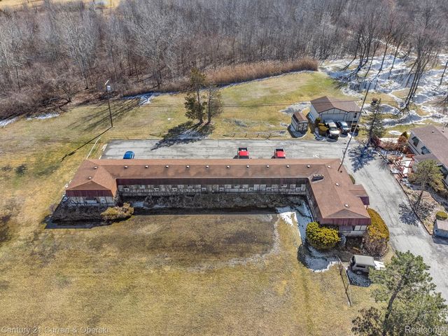 11920 Telegraph Road, Carleton