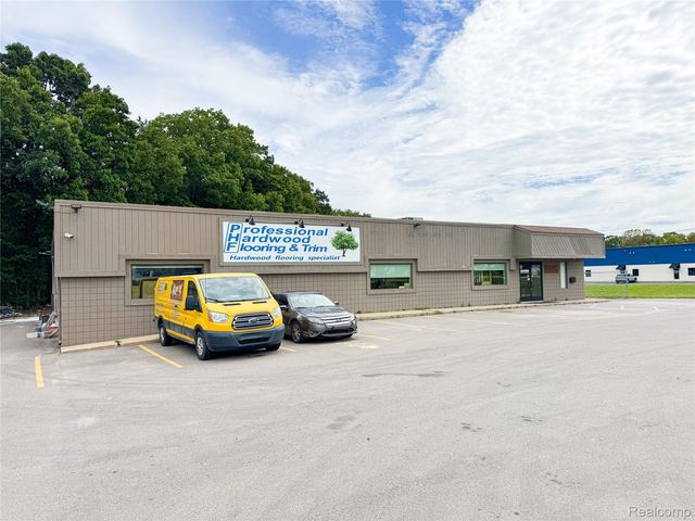 16745 Dixie Highway, Davisburg
