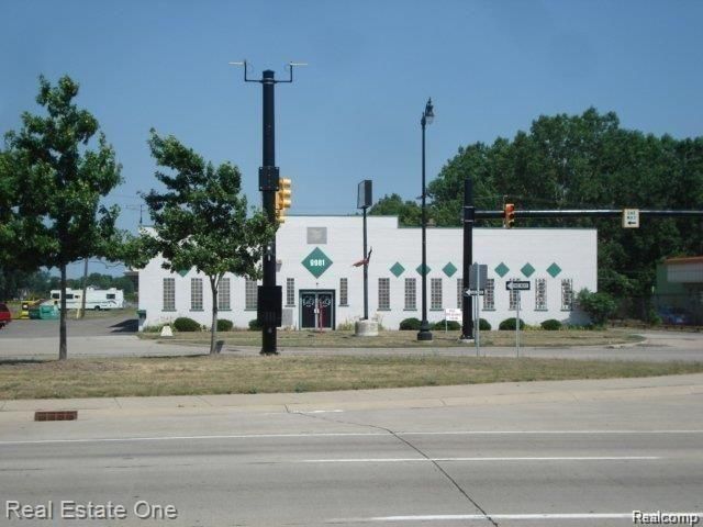 9981 Telegraph Road, Taylor