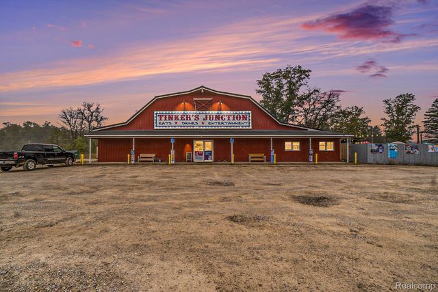 6811 W M 72, Grayling