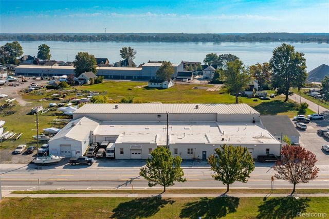 1295 S Parker Street, Marine City