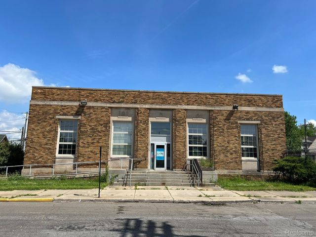 235 Burke Street, River Rouge