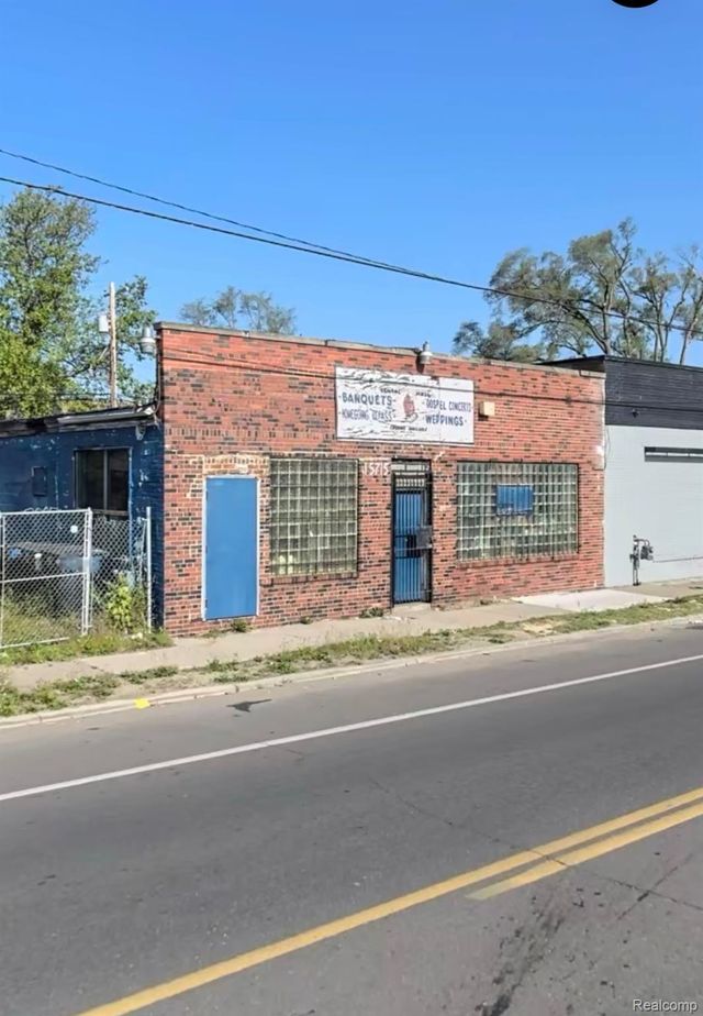 15715 Schaefer Highway, Detroit
