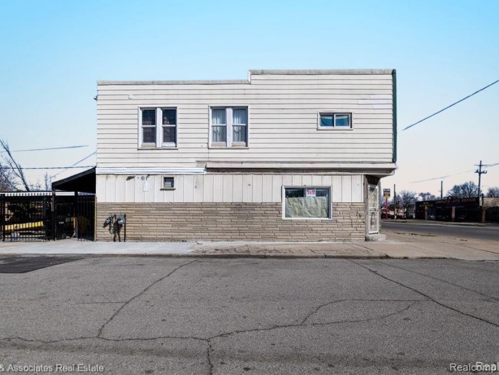 18550 W Warren Avenue, Detroit city