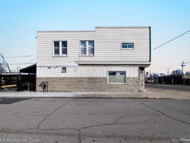 18550 W Warren Avenue, Detroit