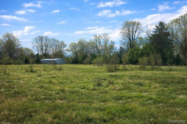 725 W Grand River Avenue, Okemos