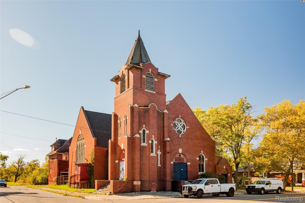 4103 Cadillac Boulevard, Detroit city