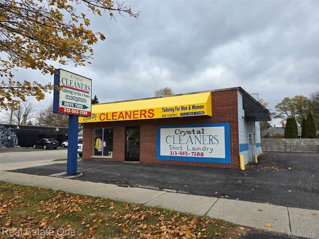 20640 Van Born Road, Dearborn Heights