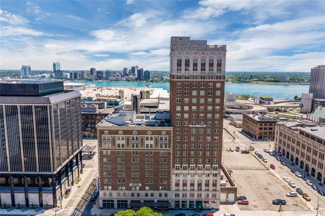 525 W Lafayette Boulevard, Detroit