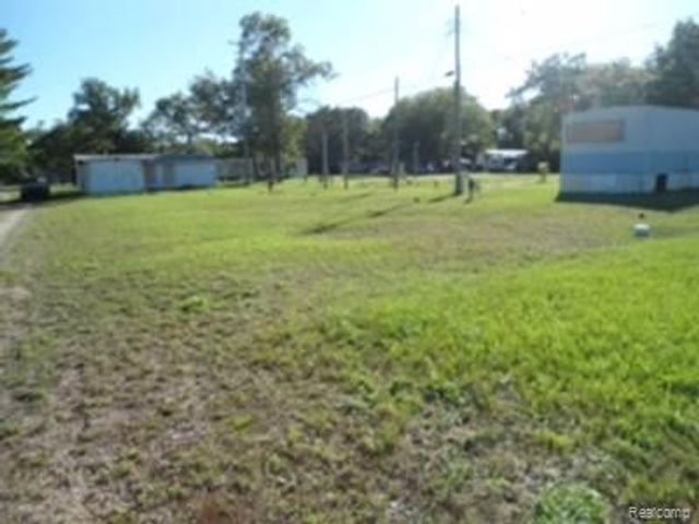 6449 Seminole Street, Oscoda