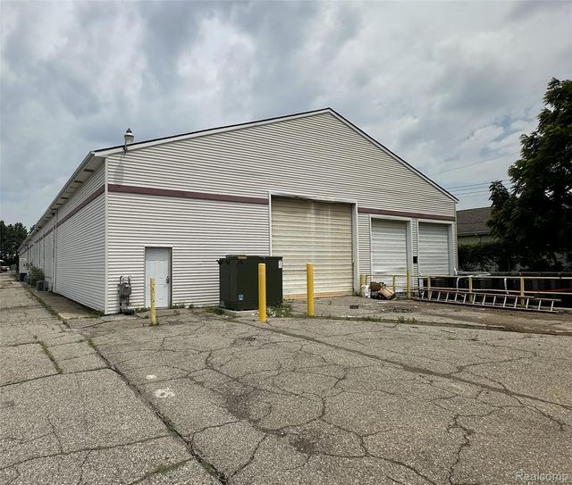 4600 N Grand River Avenue, Lansing