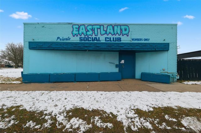 10340 Van Dyke Street, Detroit